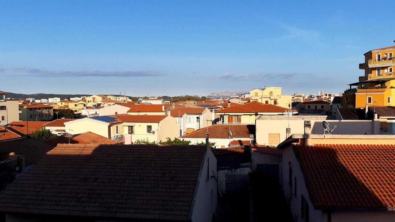 奧爾比亞Lo Sguardo Sulla Citta' ,Panoramic View公寓 外观 照片